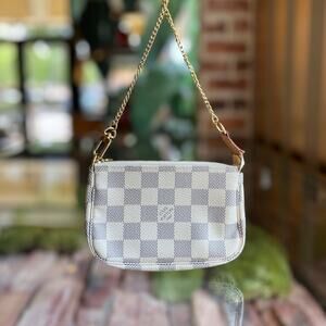 LOUIS VUITTON Damier Azur Mini Pochette Accessories DIA303